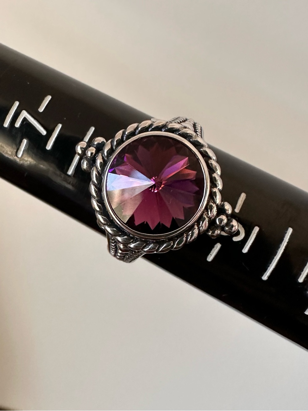 Sterling silver and bright purple crystal ring in size 8.25 - Picture 2 of 8